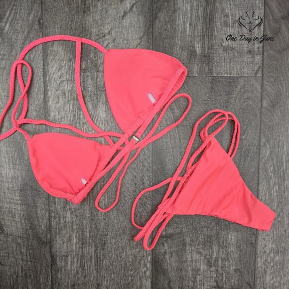 Qinsen Halter Cutout Bikini Swimsuit Size S - Picture 4 of 4